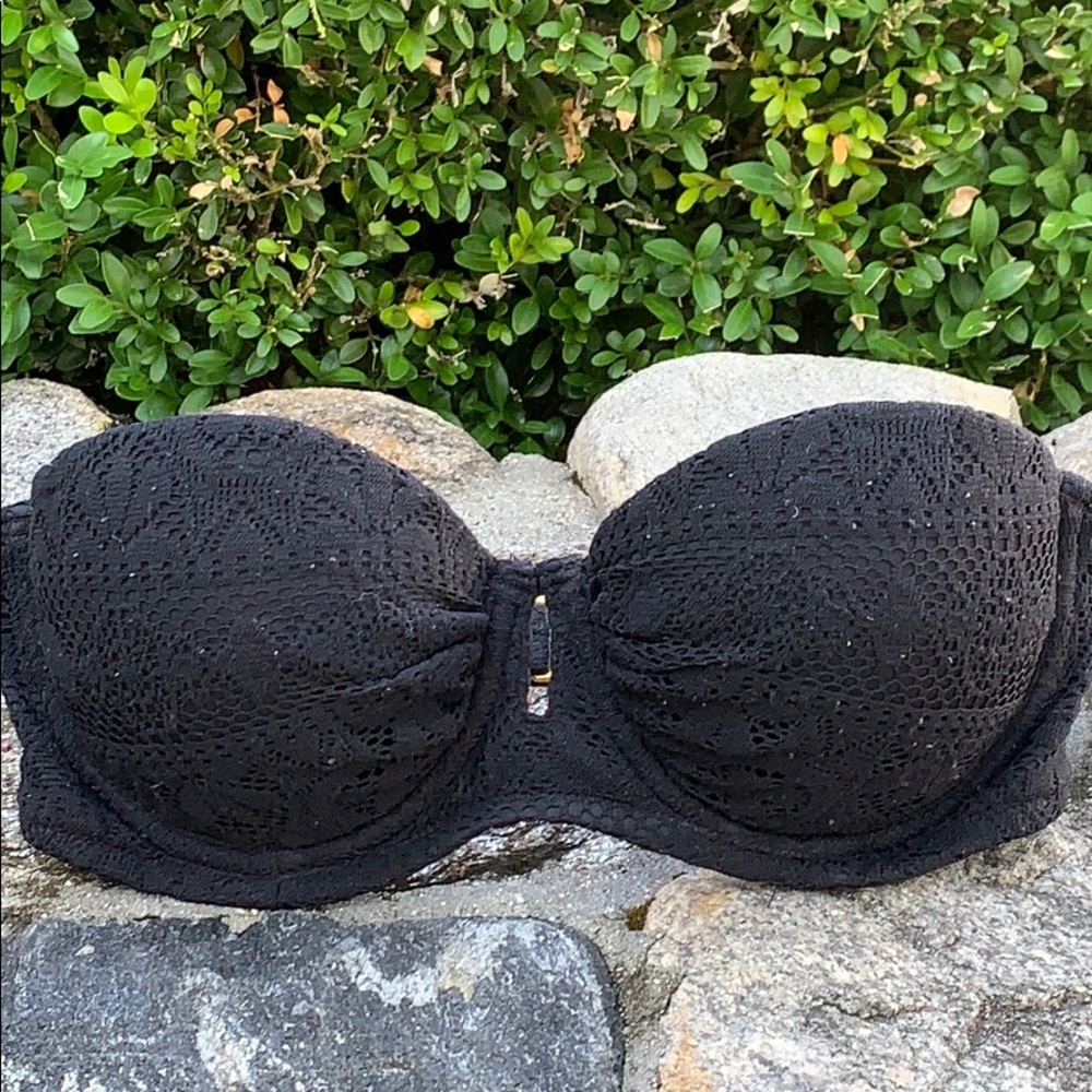Victoria’s Secret Push-Up Strapless Bikini Top